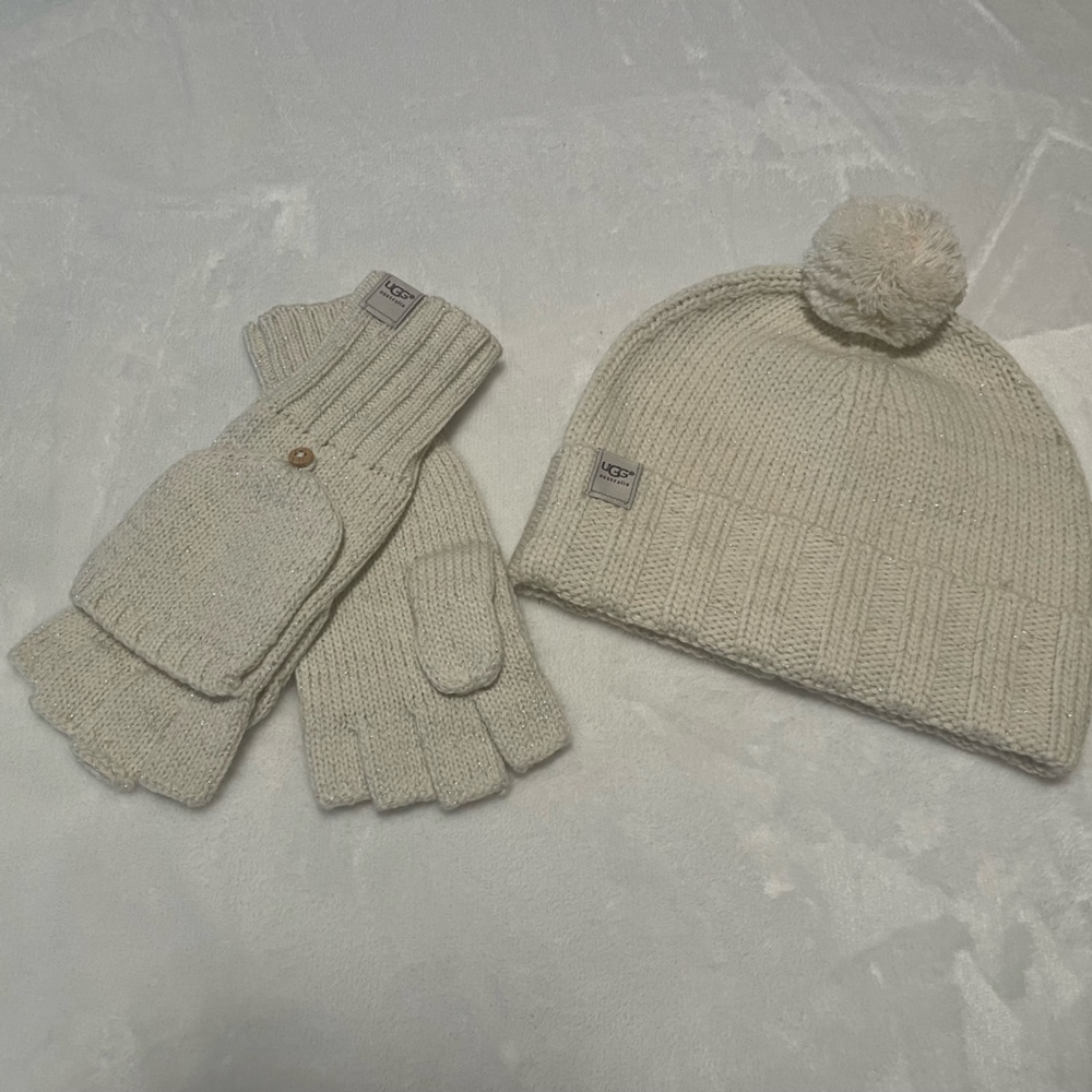UGG Cozy Knit Hat and Glove Set